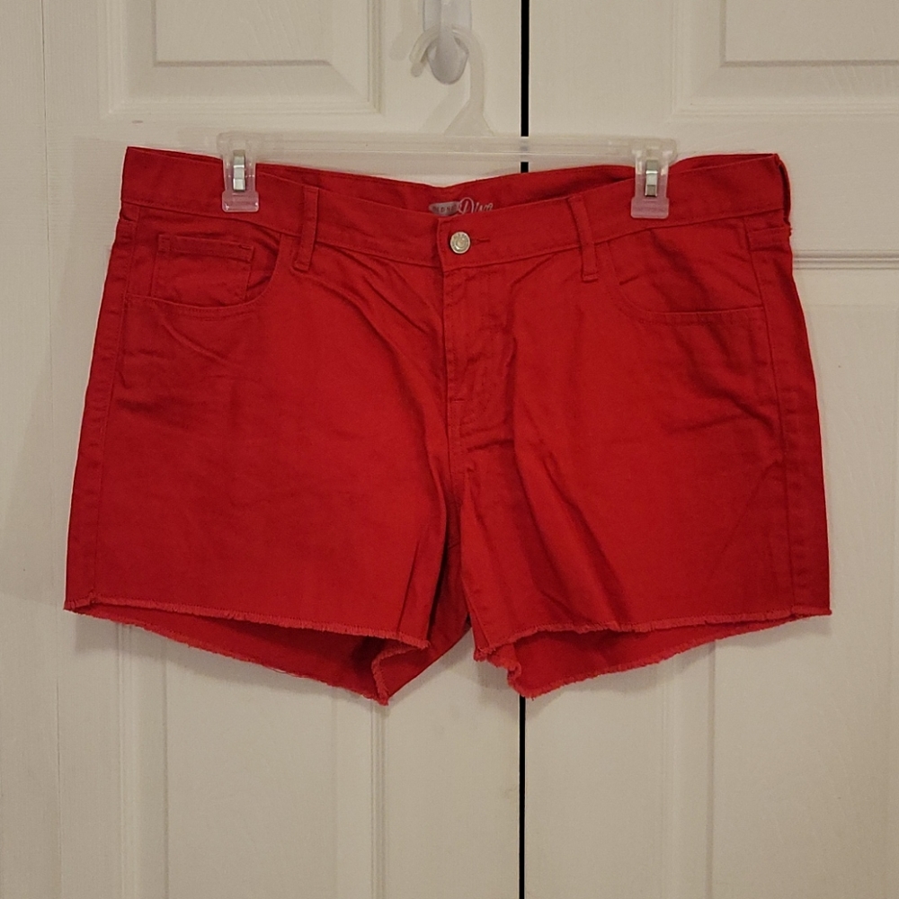 Old Navy The Diva red jean shorts size 16 regular